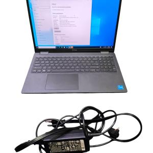 Notebook Dell Latitude 3520 15.6 i5-1135G7 2.4GHz, 16GB RAM , 500GB SSD M.2 Windows 11 Producto Usado Garantia 12 Meses